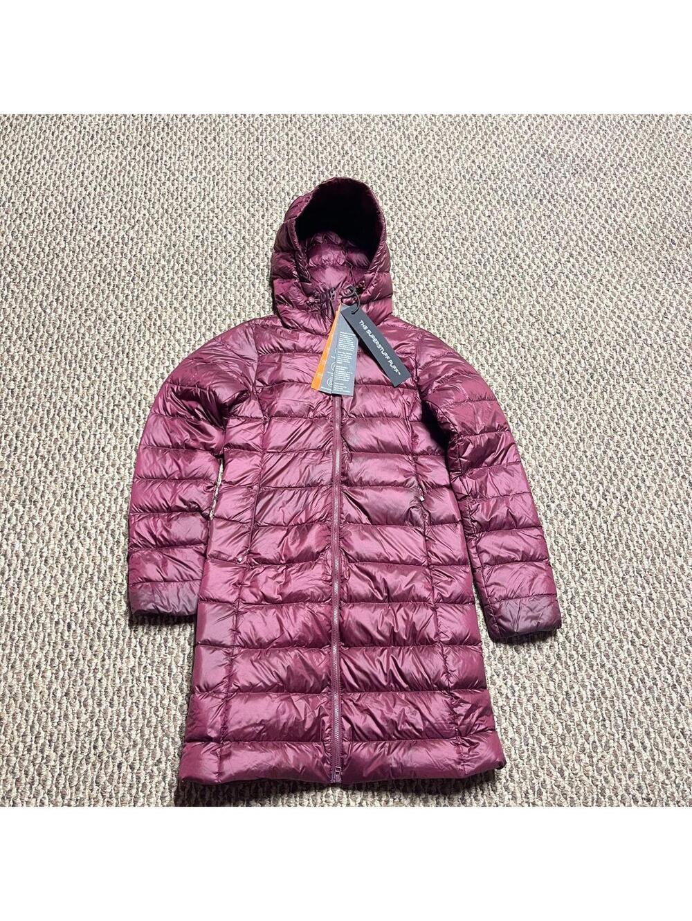 NWT Women's Aritzia Super Puff Midi Puffer Jacket Hi-Gloss Burgundy Sz. 2XS